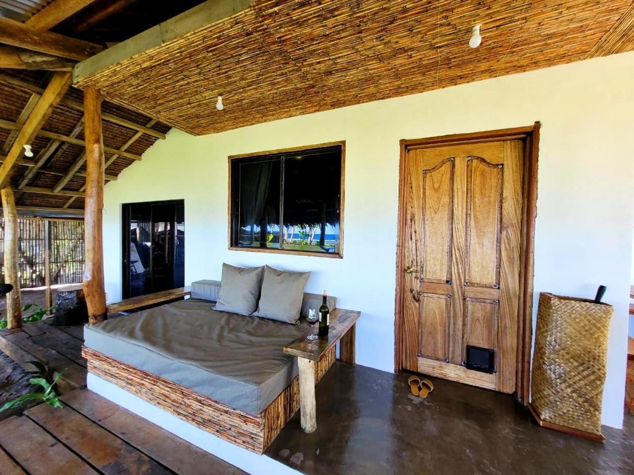 Hotel Tarzan'S House General Luna  Esterno foto